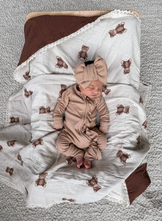 Muslin Crinkle Organic Lace Blanket | Teddies & Chocolate