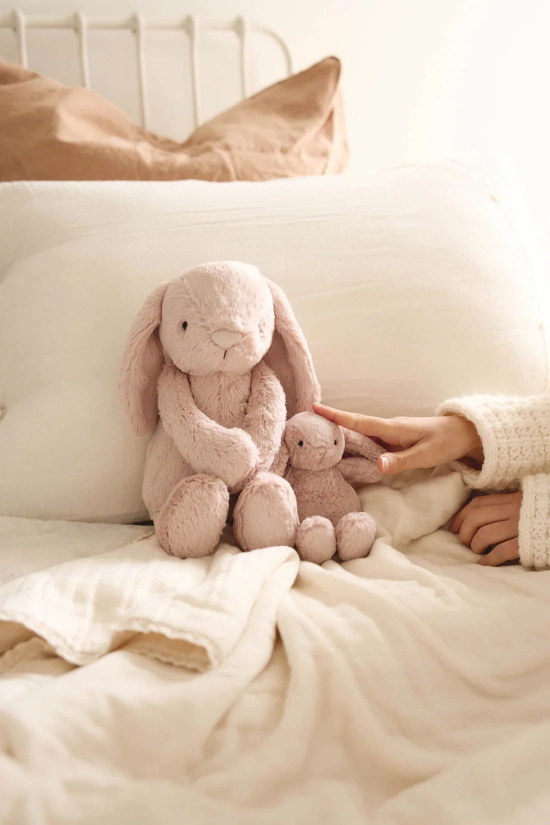 Penelope The Bunny - Blush 20cm